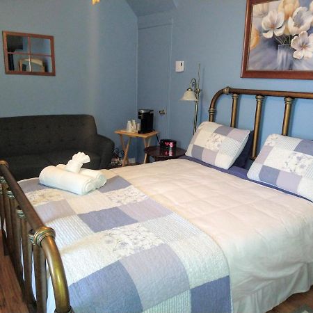 Bed and breakfast Au Coeur De Magog Extérieur photo