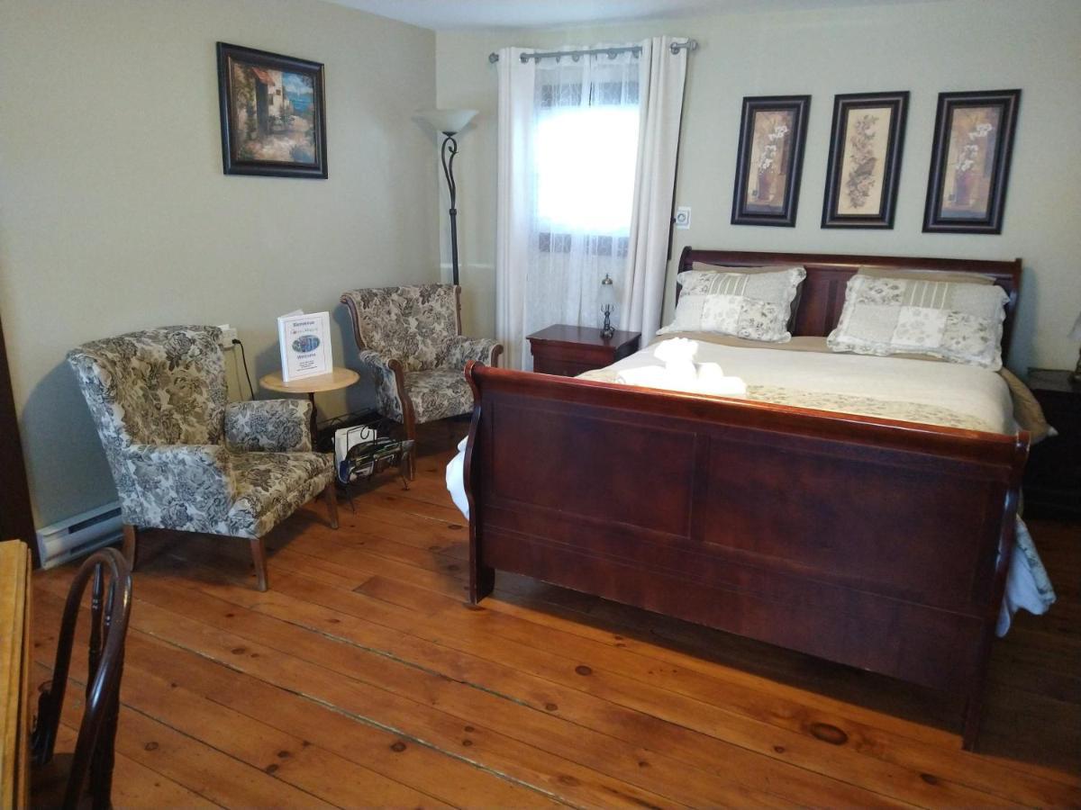 Bed and breakfast Au Coeur De Magog Extérieur photo