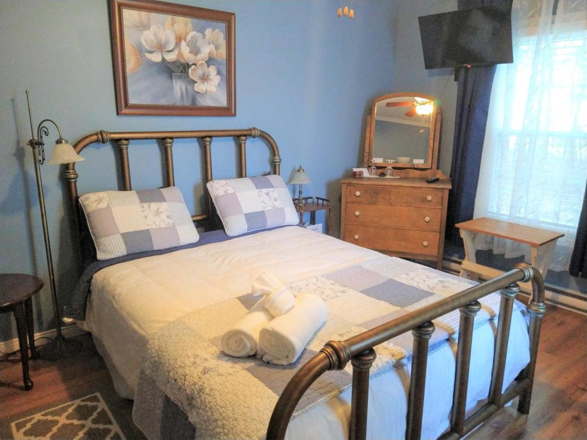 Bed and breakfast Au Coeur De Magog Extérieur photo